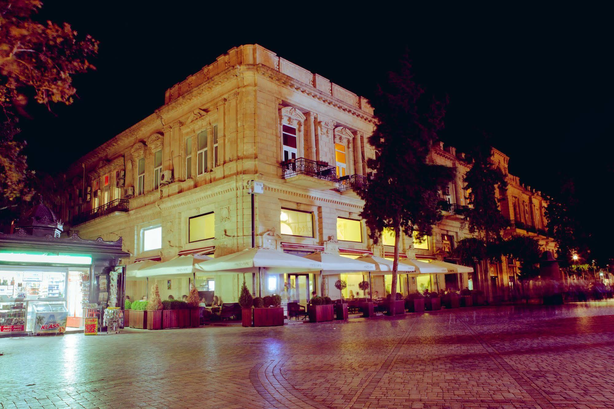 Center City Hotel Baku Eksteriør billede